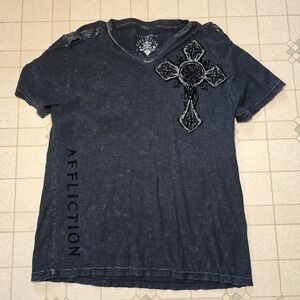 AFFLICTION Rare Vtg Y2k Mens V Neck Tshirt Angel‎ Wings & Celtic Cross XL Grunge
